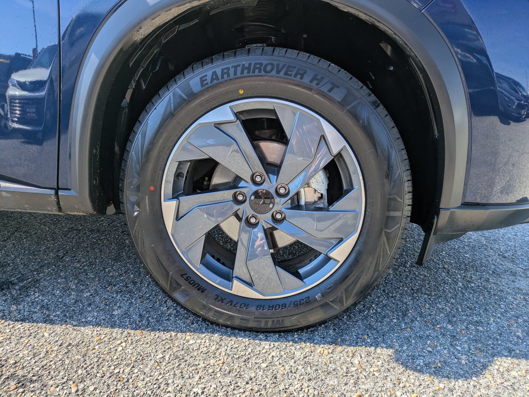 Certified 2026 Nissan Rogue SV FWD image 12
