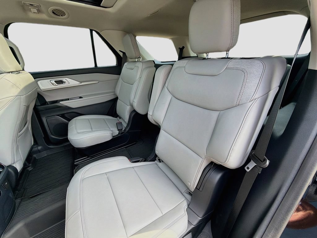 New 2026 Ford Explorer Active w/ Active Comfort Package AWD/4WD image 27