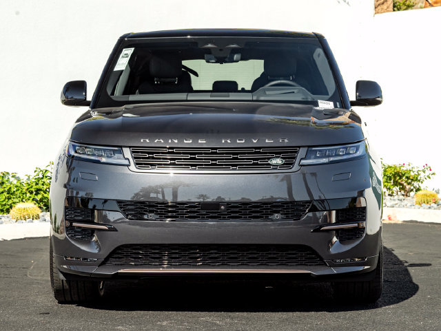 New 2026 Land Rover Range Rover Sport Dynamic SE AWD/4WD image 3