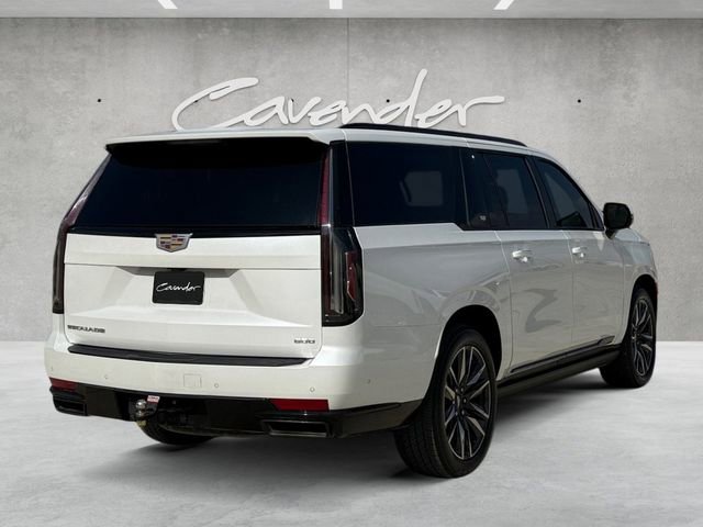 Used 2022 Cadillac Escalade ESV Sport Platinum image 16