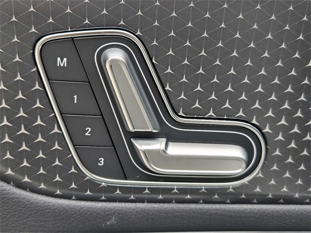 Certified 2025 Mercedes-Benz GLA 250 4MATIC image 17