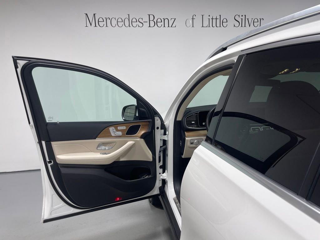 Used 2024 Mercedes-Benz GLE 350 4MATIC image 17
