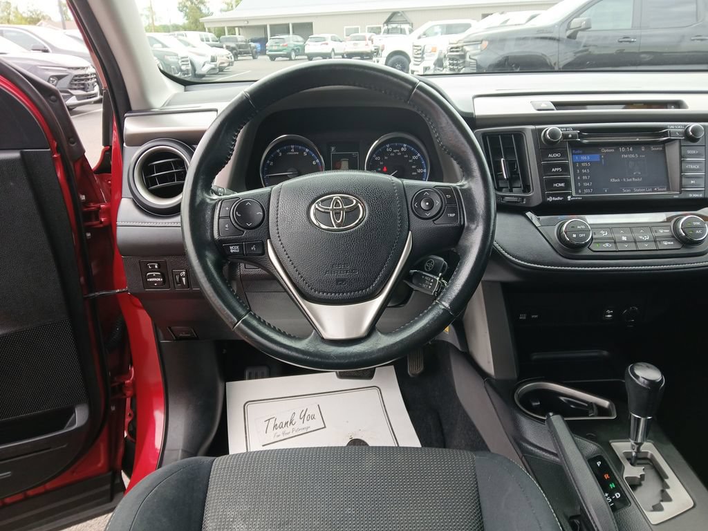 Used 2016 Toyota RAV4 XLE FWD image 14