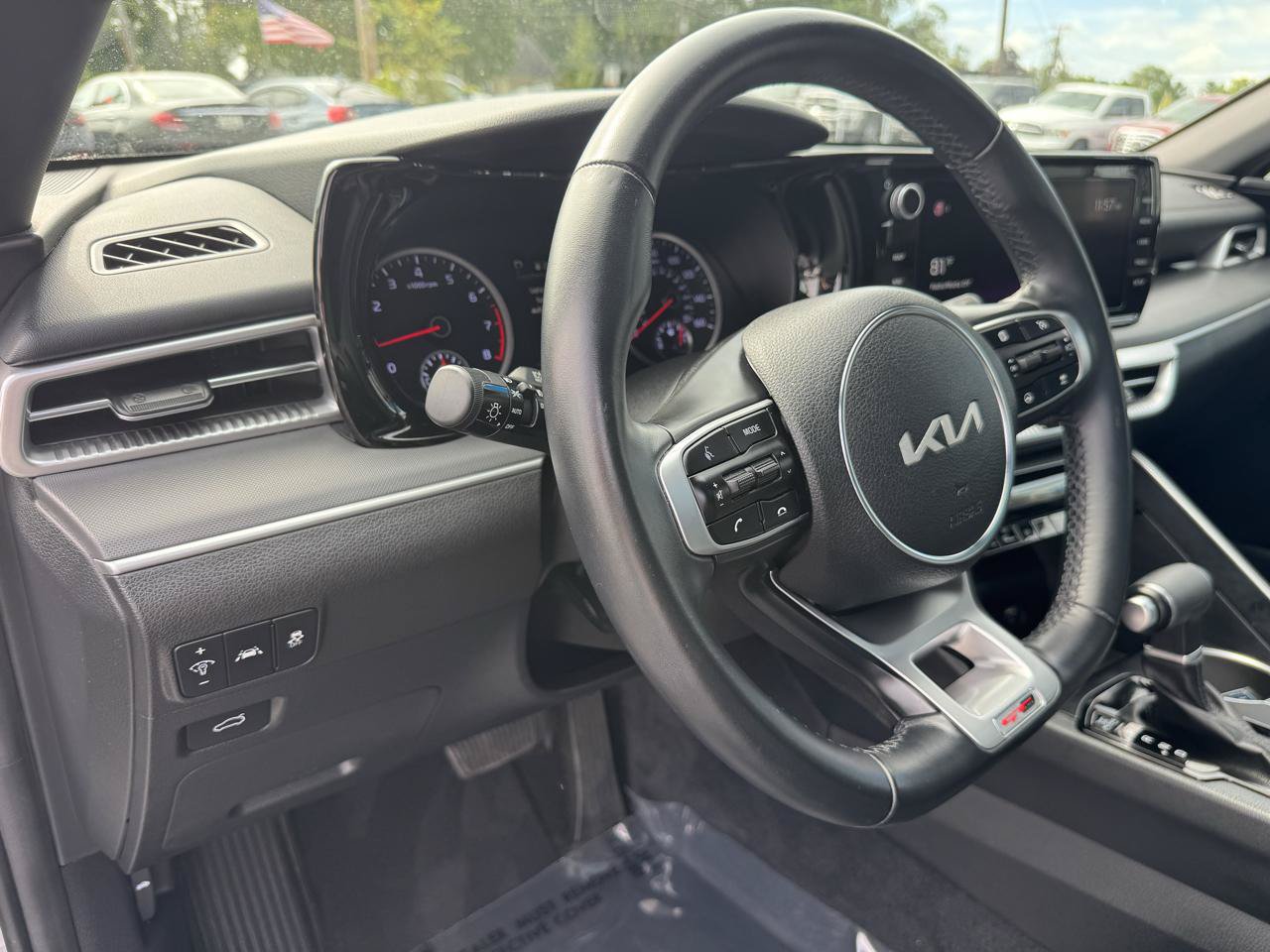 Used 2022 Kia K5 GT-Line w/ GT-Line FWD Premium Package image 11
