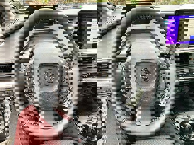 New 2026 Toyota Prius LE image 19