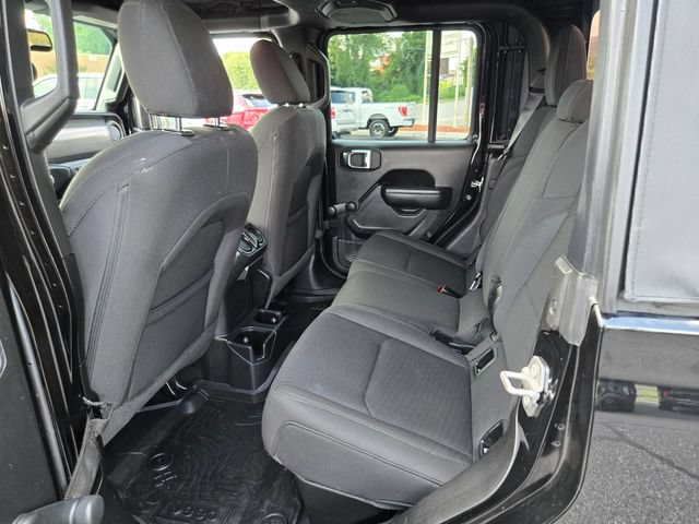 Used 2022 Jeep Gladiator Sport AWD/4WD image 11