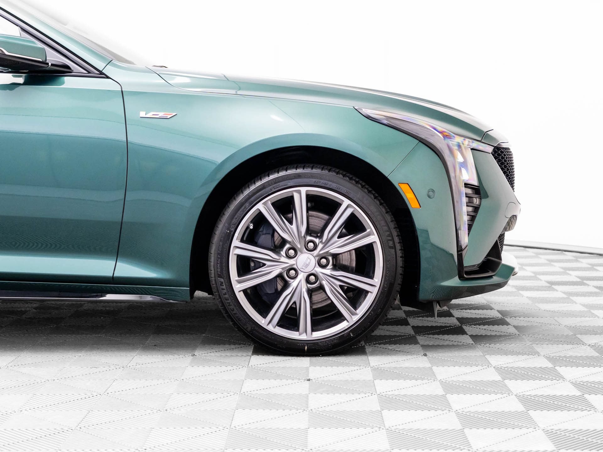 Certified 2025 Cadillac CT5 V w/ Technology Package AWD/4WD image 39
