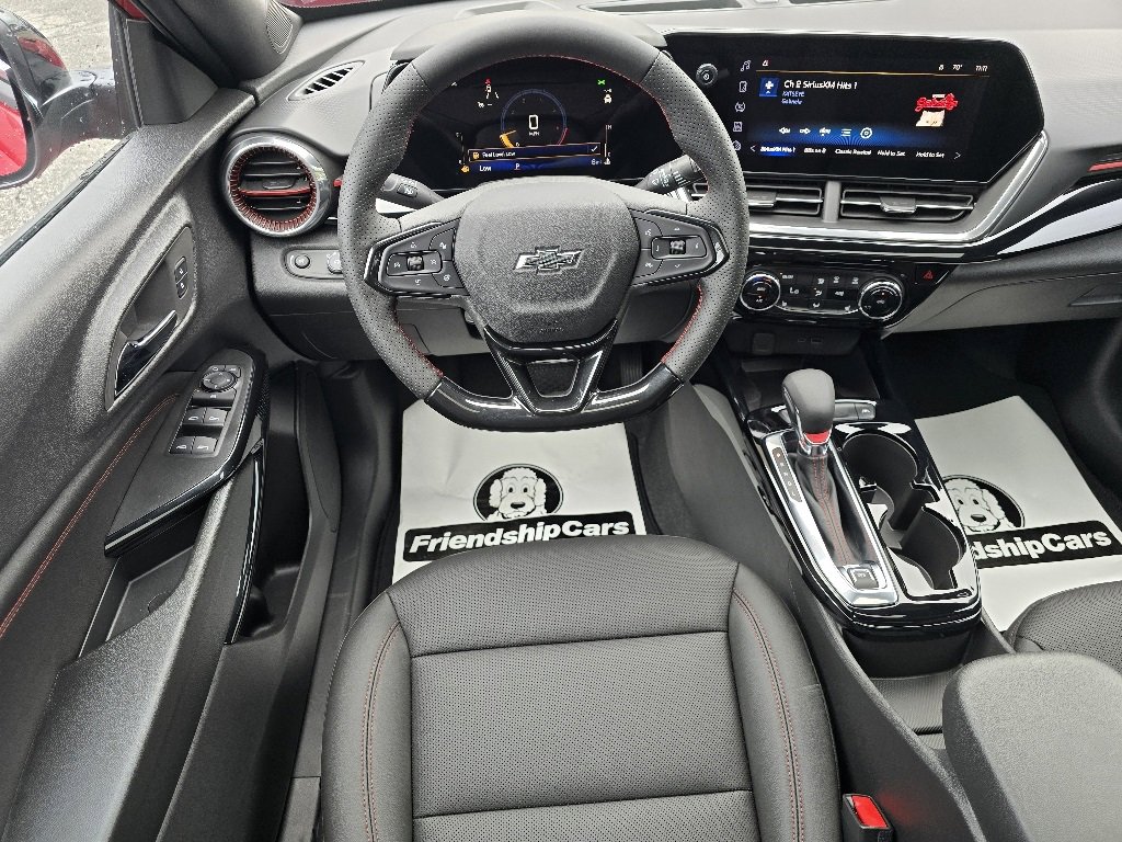 New 2026 Chevrolet Trax RS w/ Sunroof Package image 4