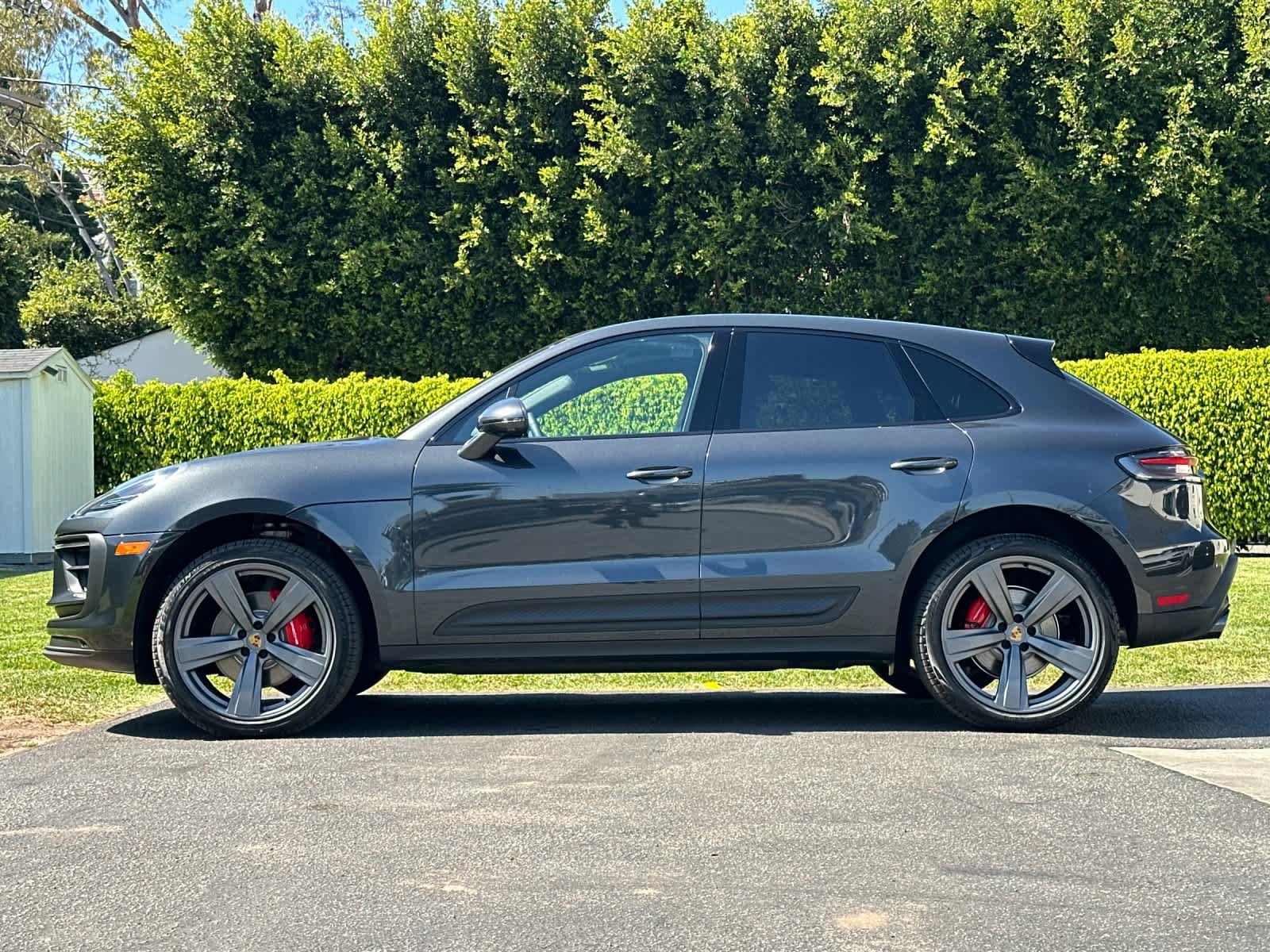 New 2026 Porsche Macan S image 2