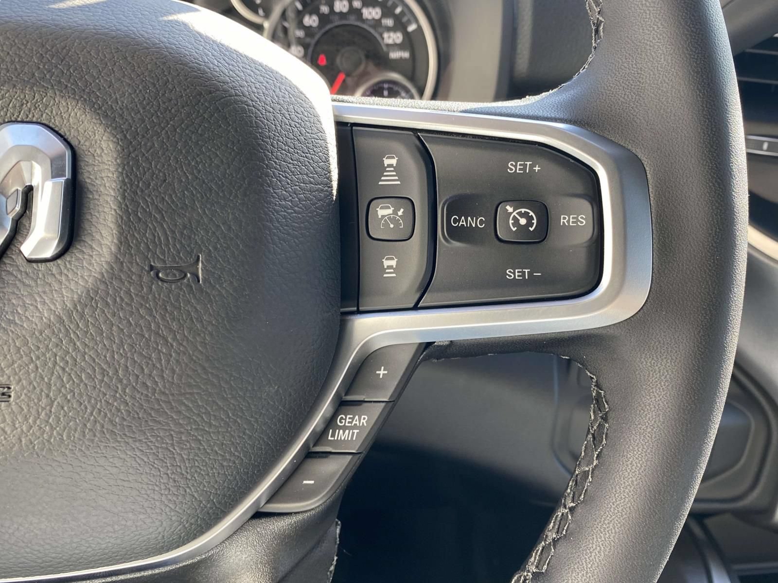 New 2026 RAM 2500 Big Horn AWD/4WD image 21