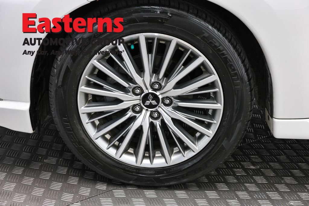 Used 2020 Mitsubishi Outlander SEL AWD/4WD image 31