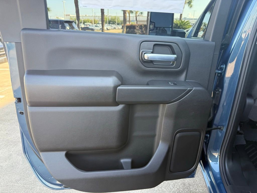 New 2026 Chevrolet Silverado 2500 Custom w/ Custom Value Package AWD/4WD image 33