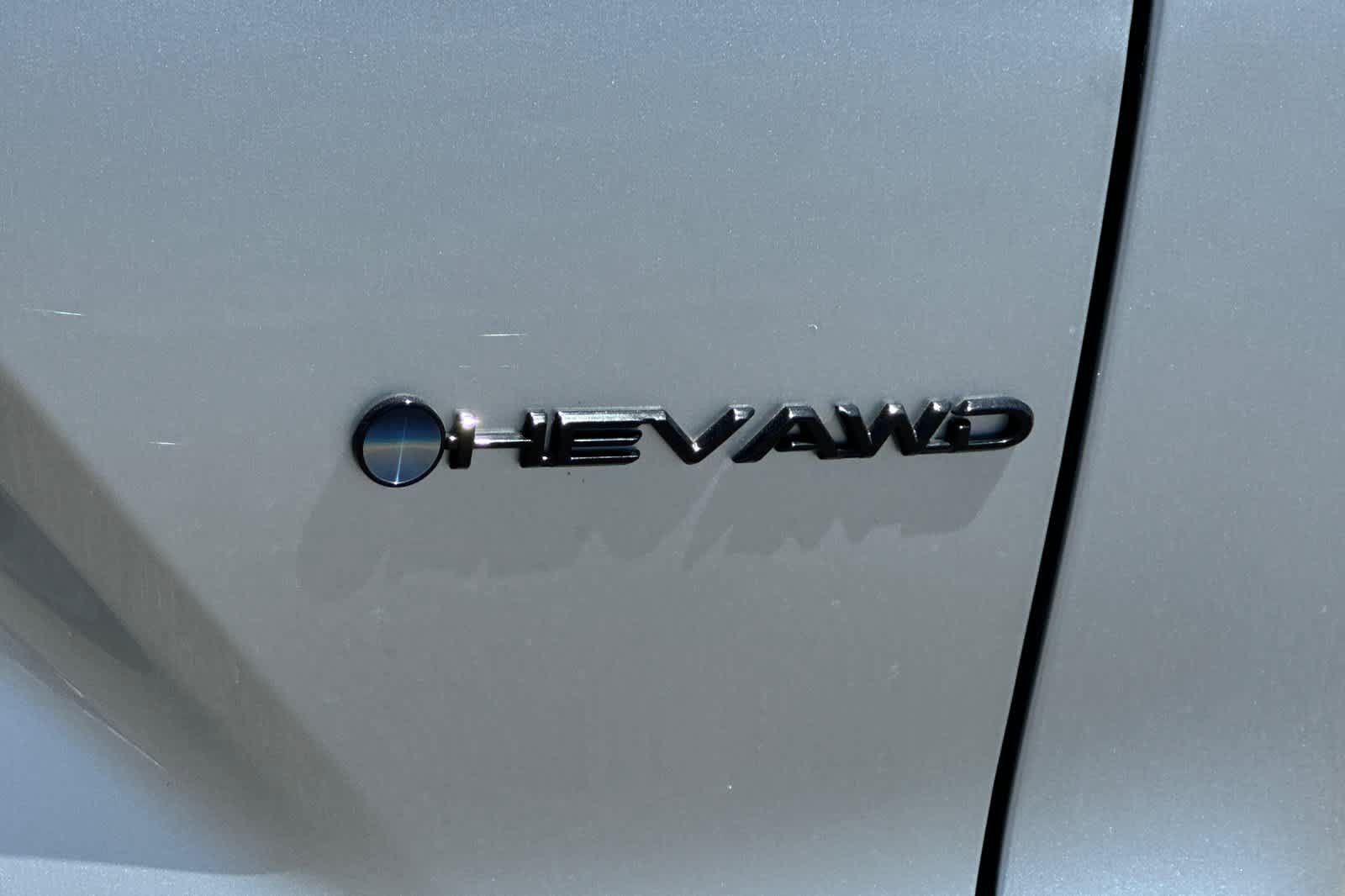 Used 2025 Toyota Corolla Cross AWD Hybrid image 32