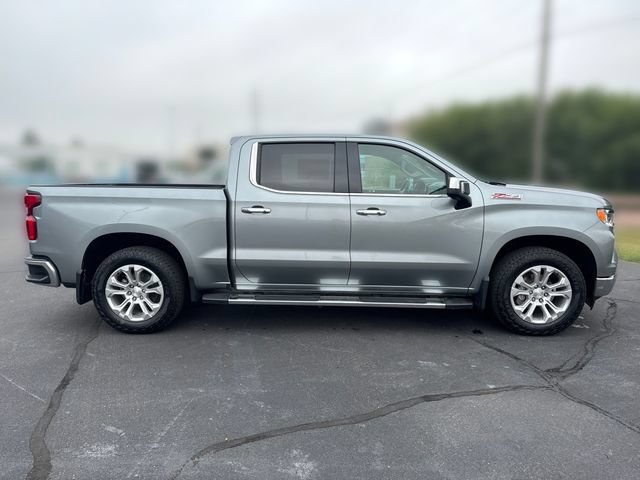 Used 2023 Chevrolet Silverado 1500 LTZ AWD/4WD image 6