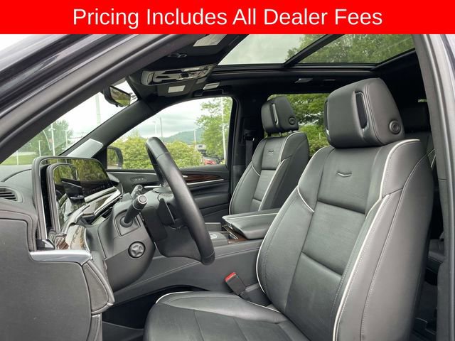 Used 2022 Cadillac Escalade Premium Luxury w/ Performance Package AWD/4WD image 25