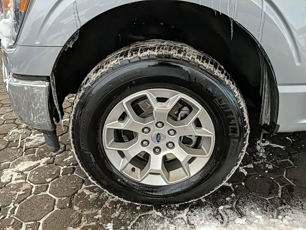 Used 2022 Ford F150 XLT image 11