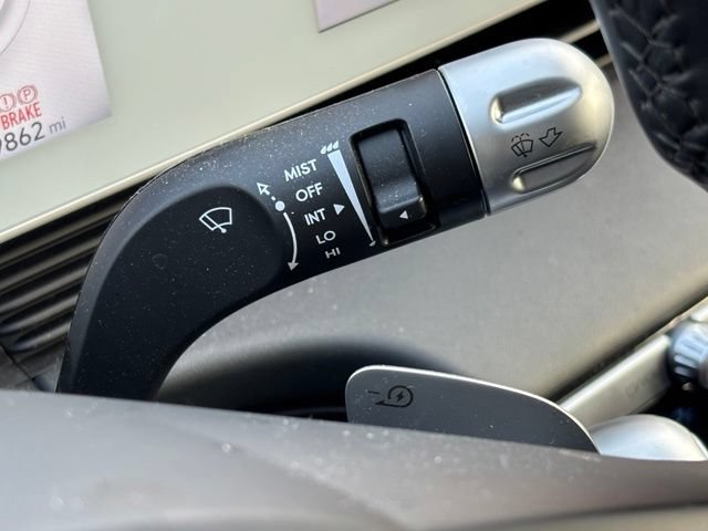 Used 2024 Hyundai Ioniq 5 SE AWD/4WD image 21