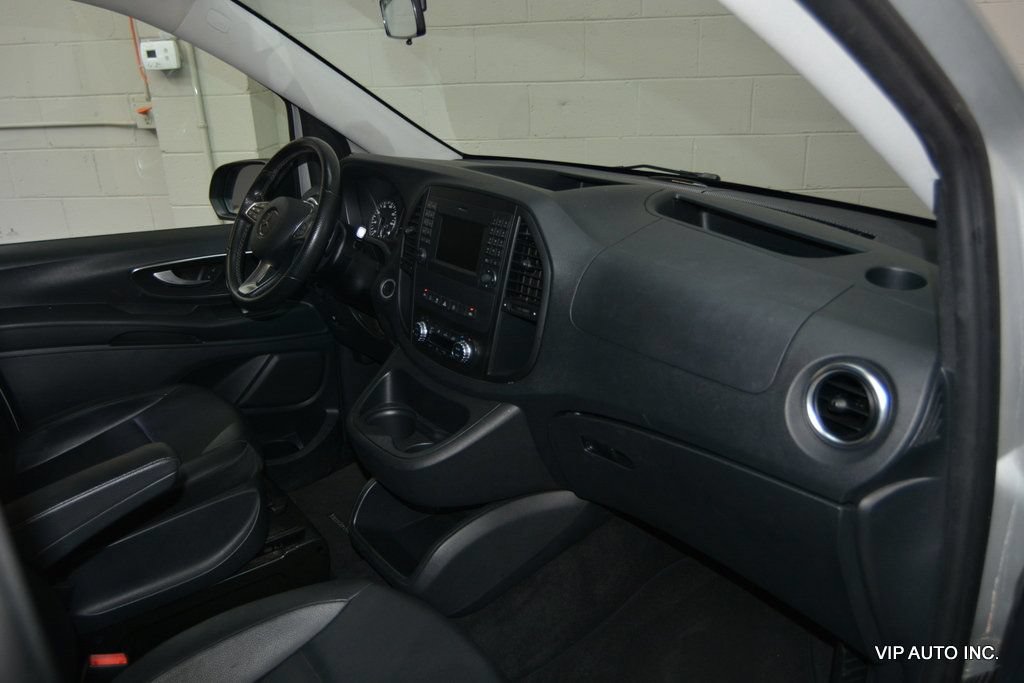 Used 2017 Mercedes-Benz Metris Passenger image 11