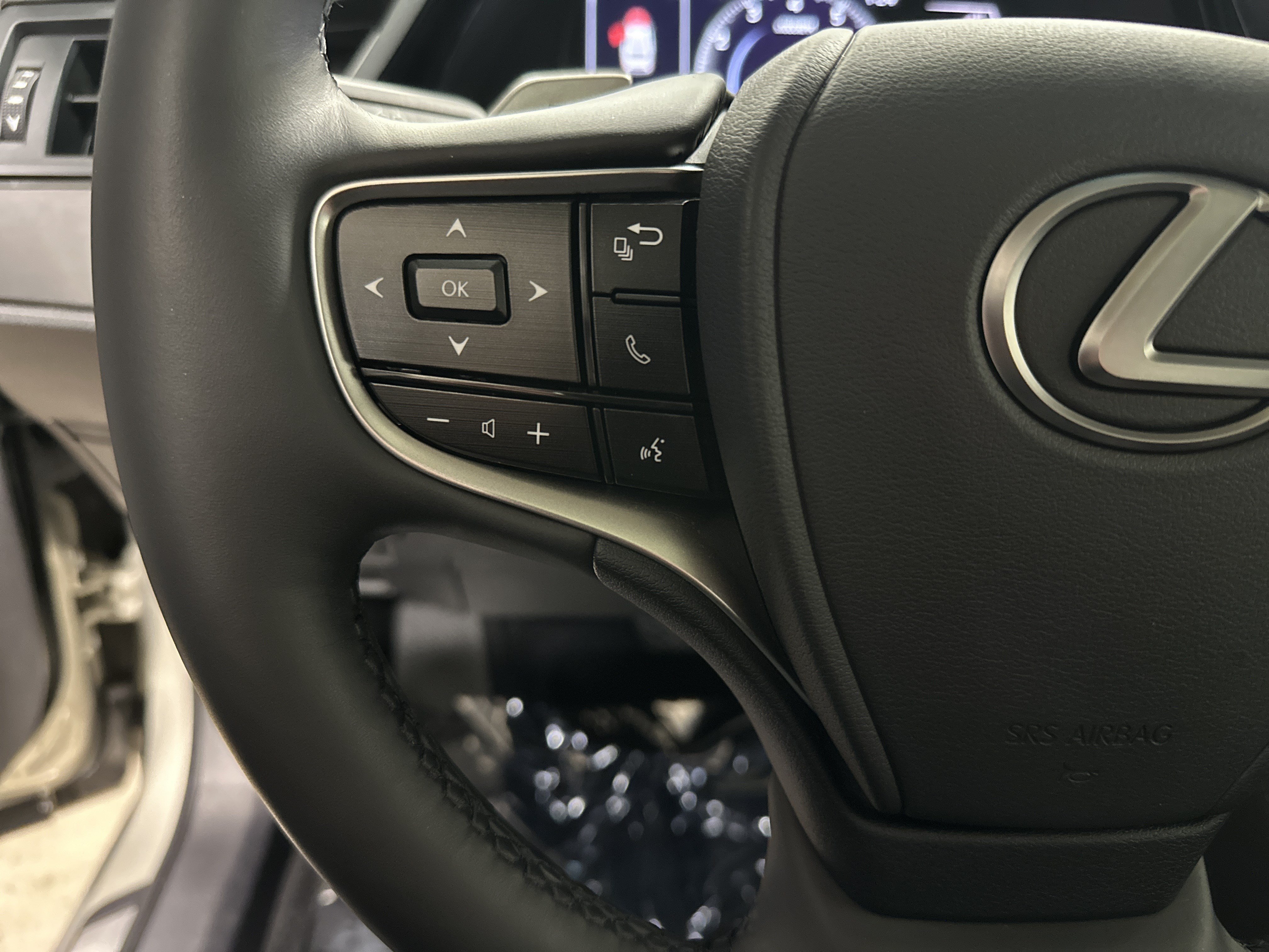 Certified 2023 Lexus ES 350 w/ Premium Package FWD image 21