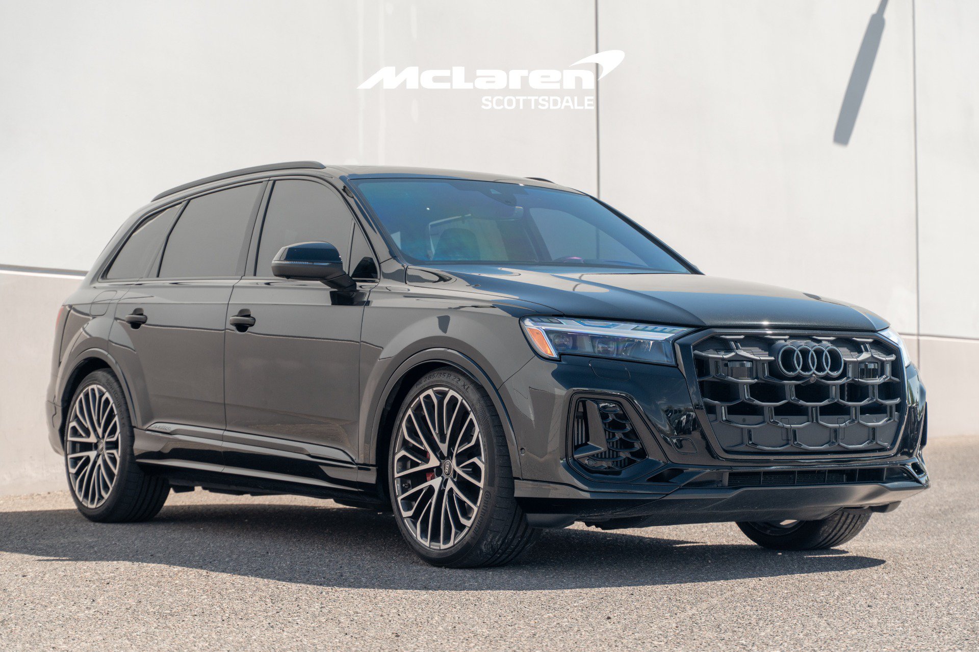 Used 2025 Audi SQ7 Prestige AWD/4WD image 9