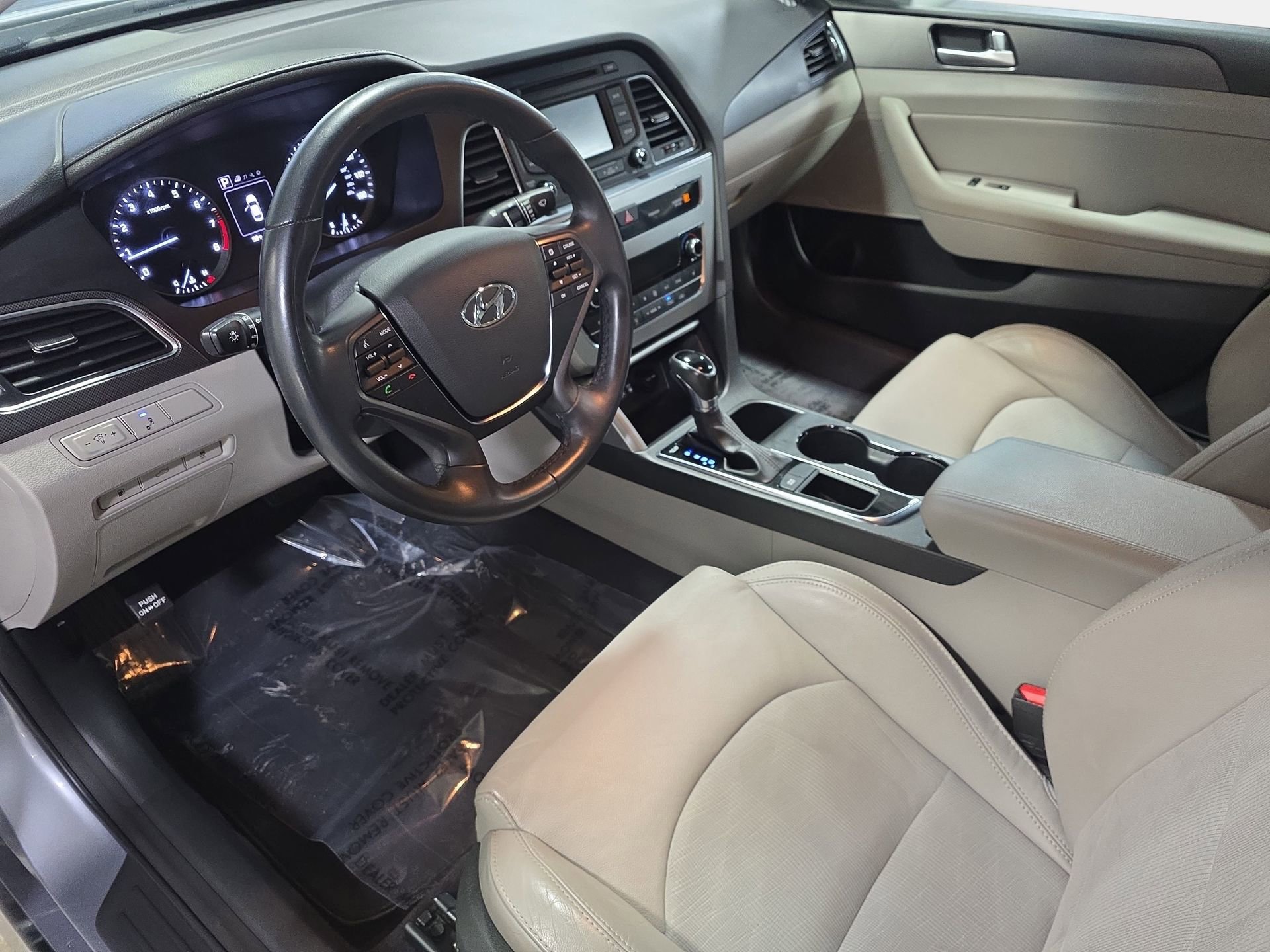 Used 2015 Hyundai Sonata Sport w/ Option Group 03 image 16