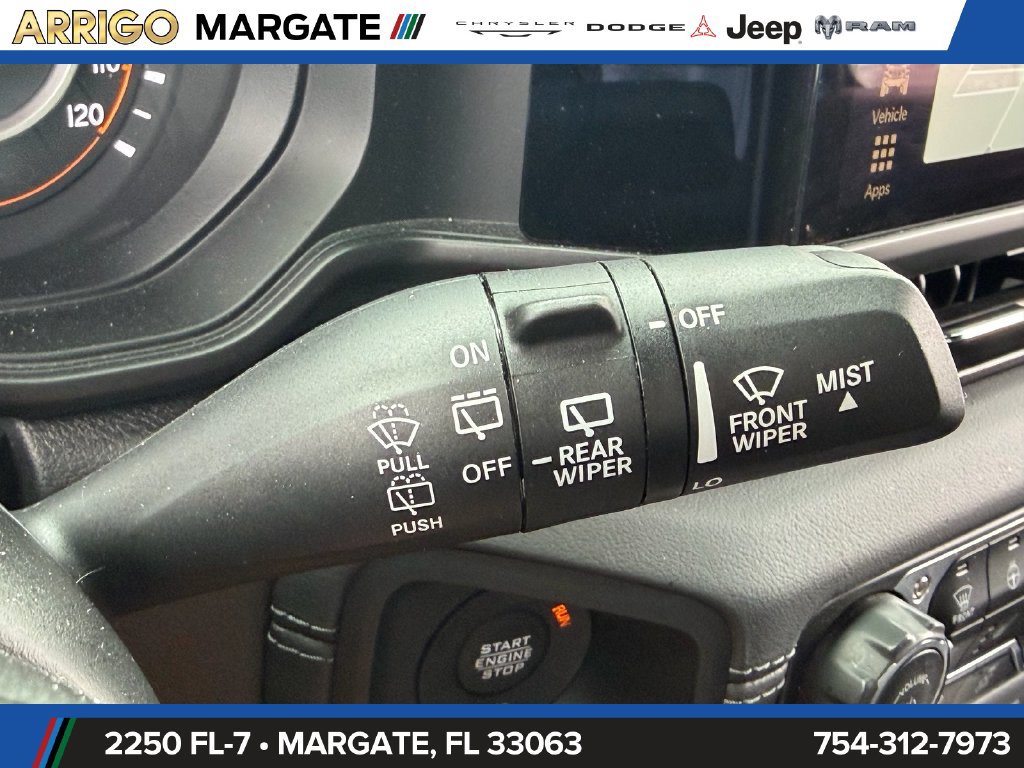 Certified 2024 Jeep Wrangler Unlimited Rubicon AWD/4WD image 31