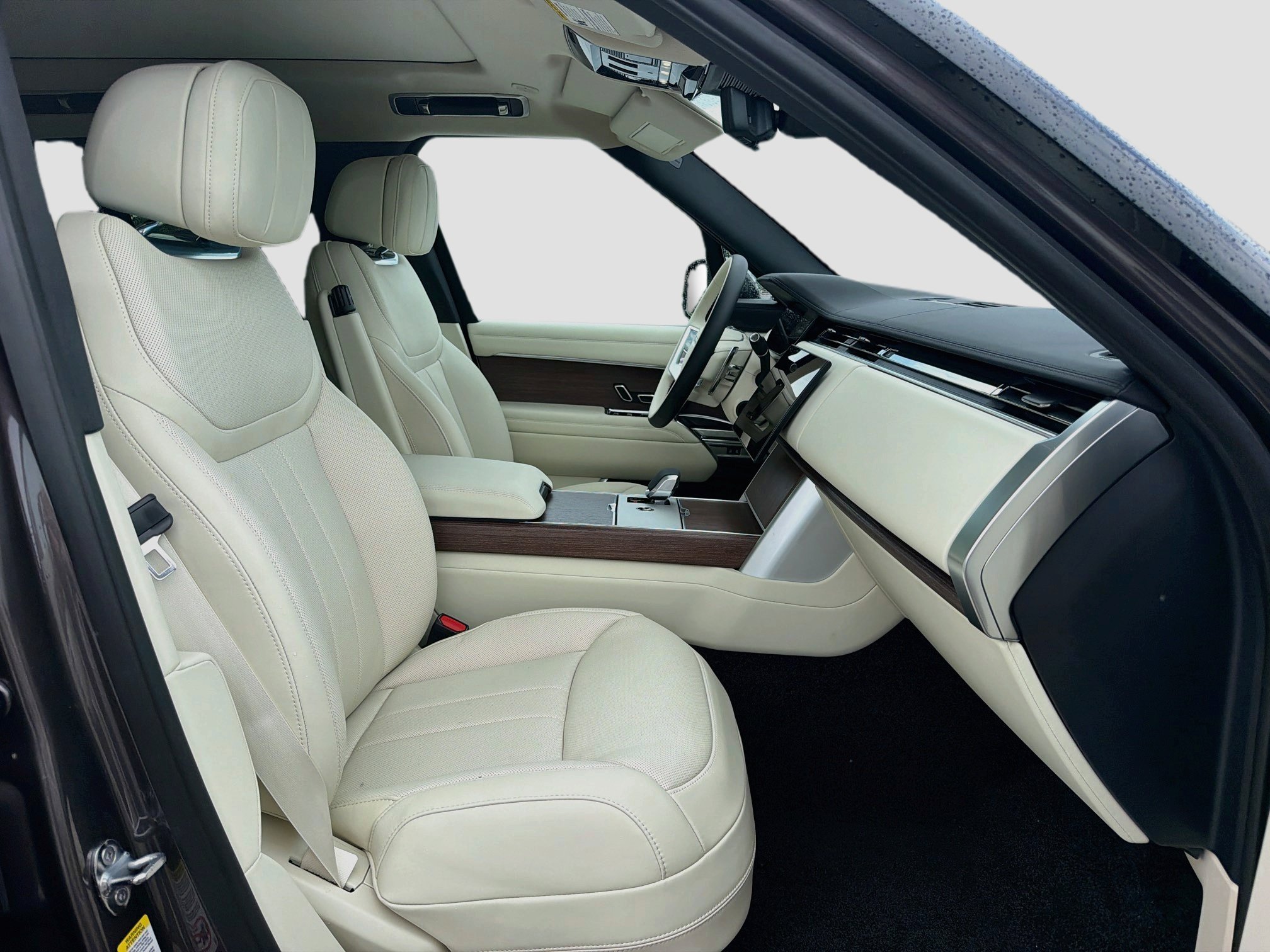 New 2026 Land Rover Range Rover SE AWD/4WD image 16