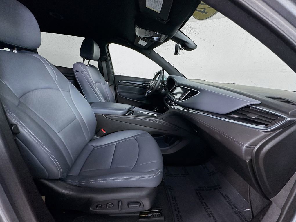 Used 2024 Buick Enclave Premium image 35