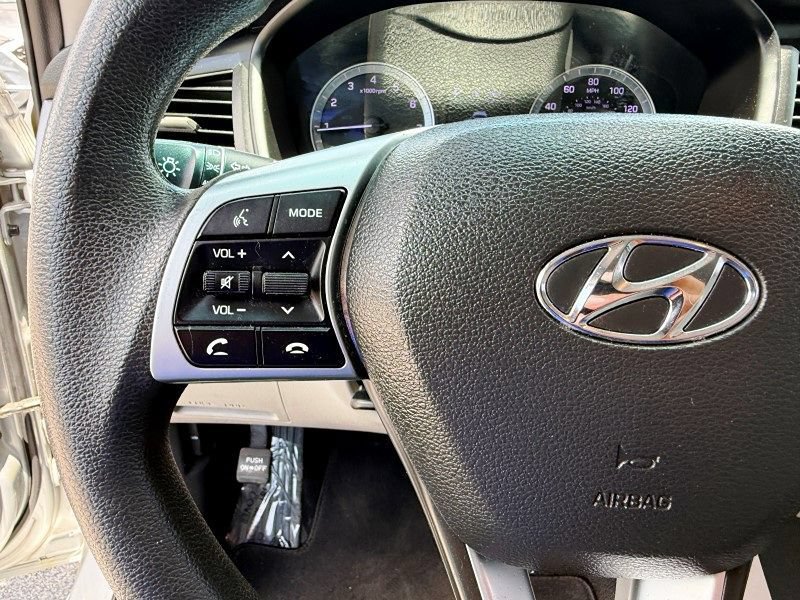 Used 2019 Hyundai Sonata SE FWD image 26