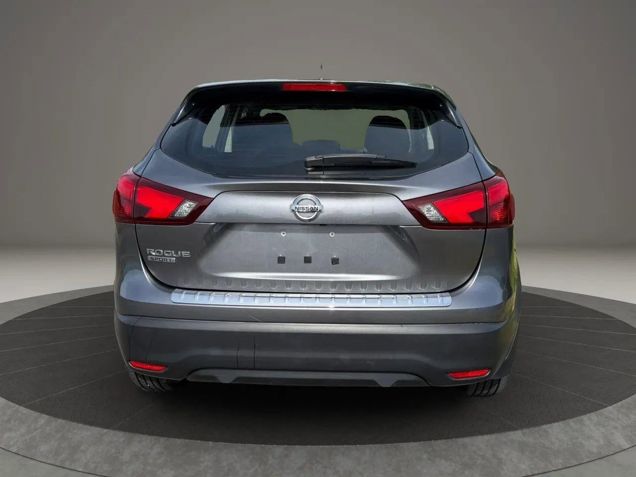 Used 2018 Nissan Rogue Sport S w/ S Appearance Package FWD image 8