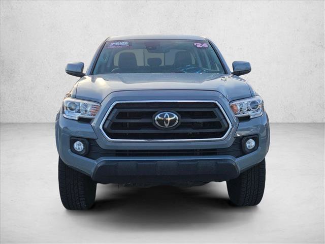 Certified 2020 Toyota Tacoma SR5 AWD/4WD image 2