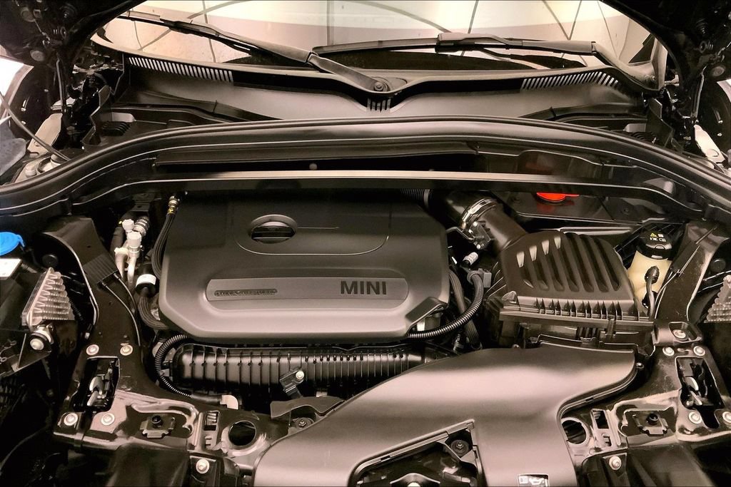 Certified 2024 MINI Cooper Countryman S AWD/4WD image 9