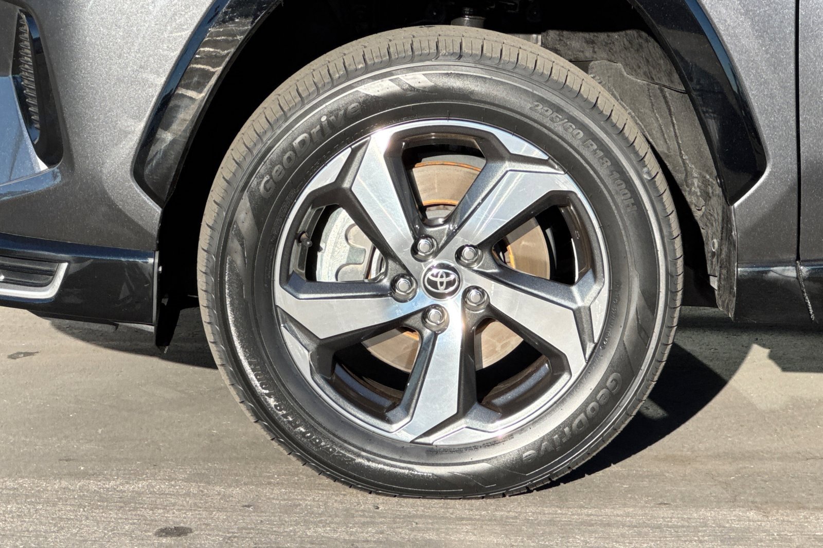 Certified 2023 Toyota RAV4 SE image 35