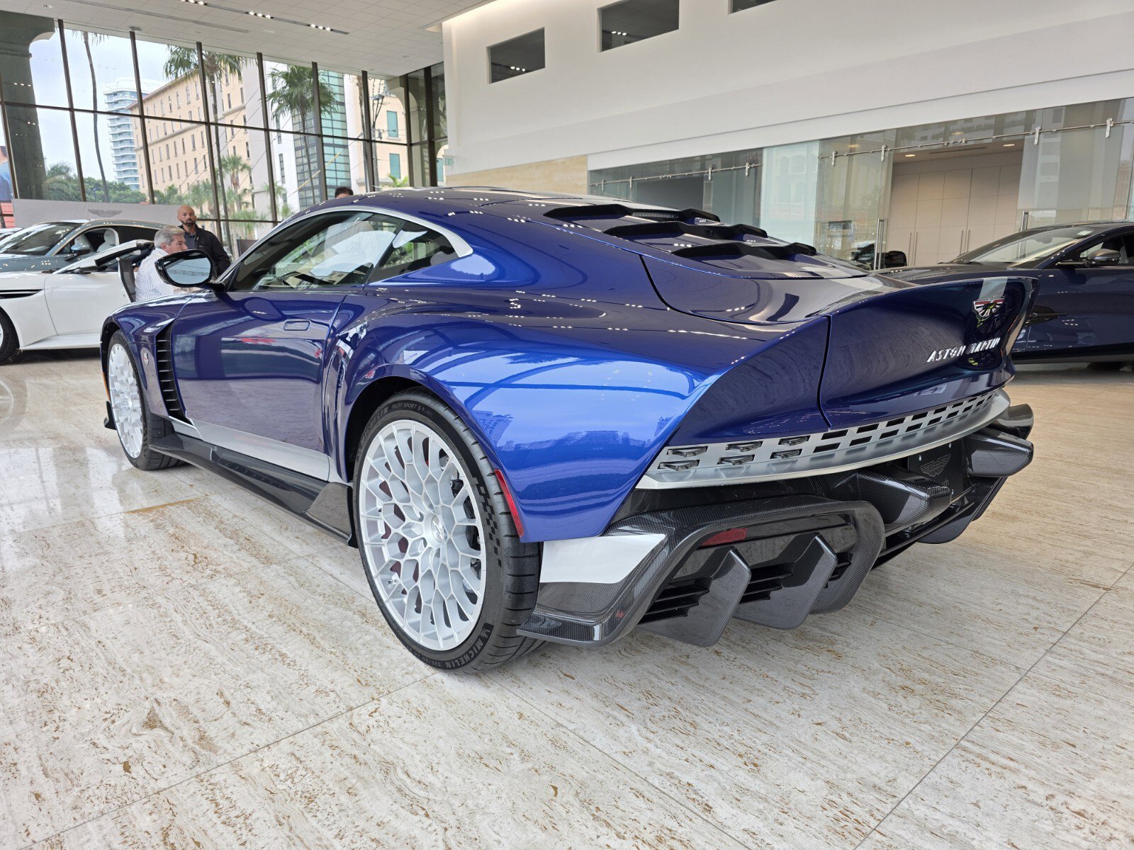 Used 2024 Aston Martin Valour Coupe image 24