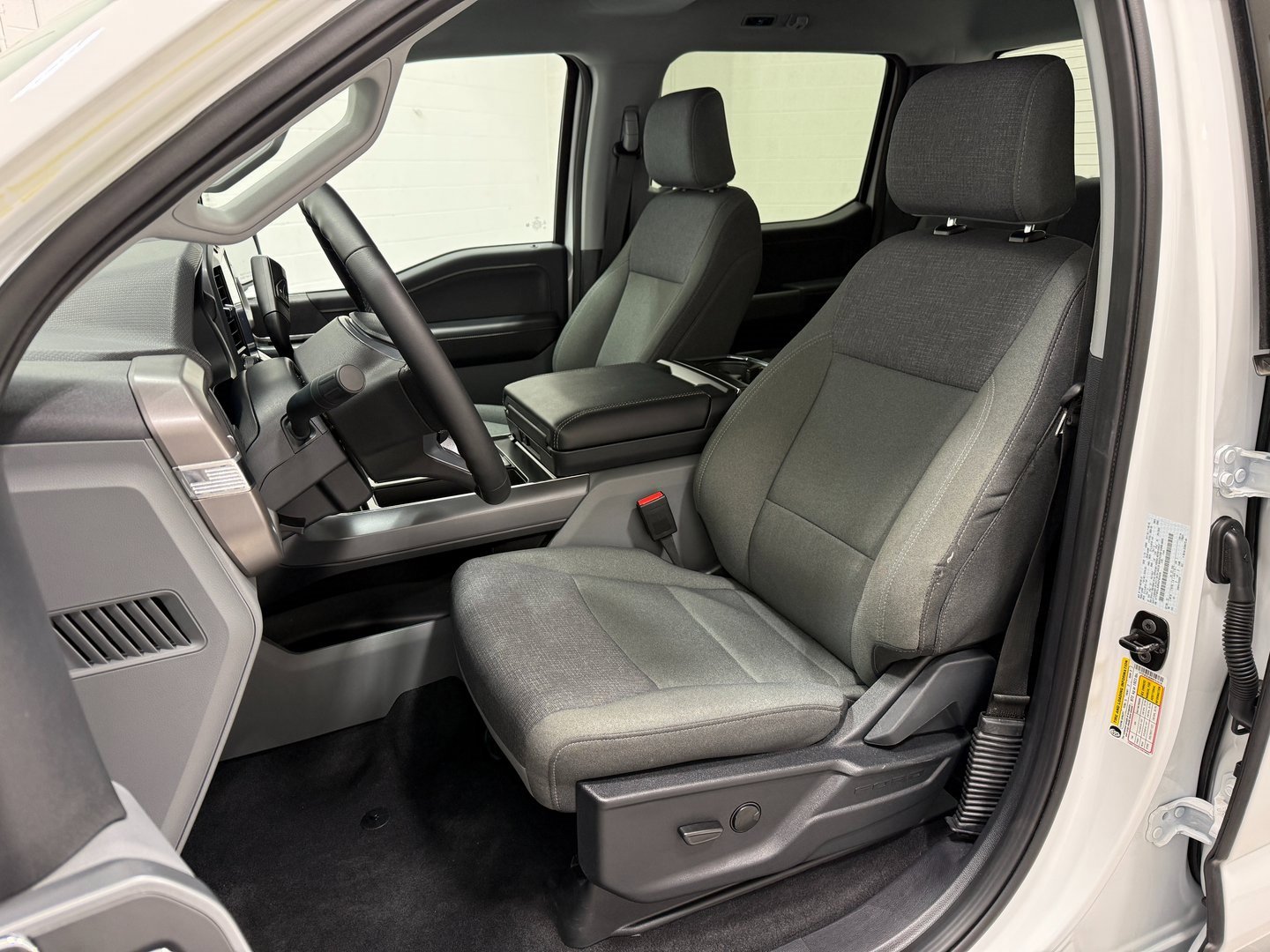 Used 2024 Ford F150 XLT w/ Mobile Office Package image 10