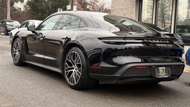 Used 2023 Porsche Taycan w/ Premium Package image 3