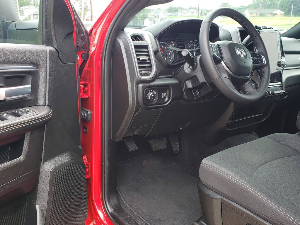 Used 2026 RAM 2500 Big Horn AWD/4WD image 11
