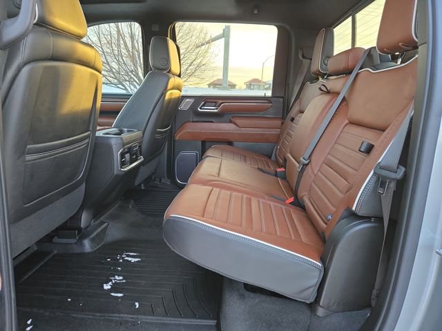 Used 2024 GMC Sierra 3500 Denali Ultimate image 32