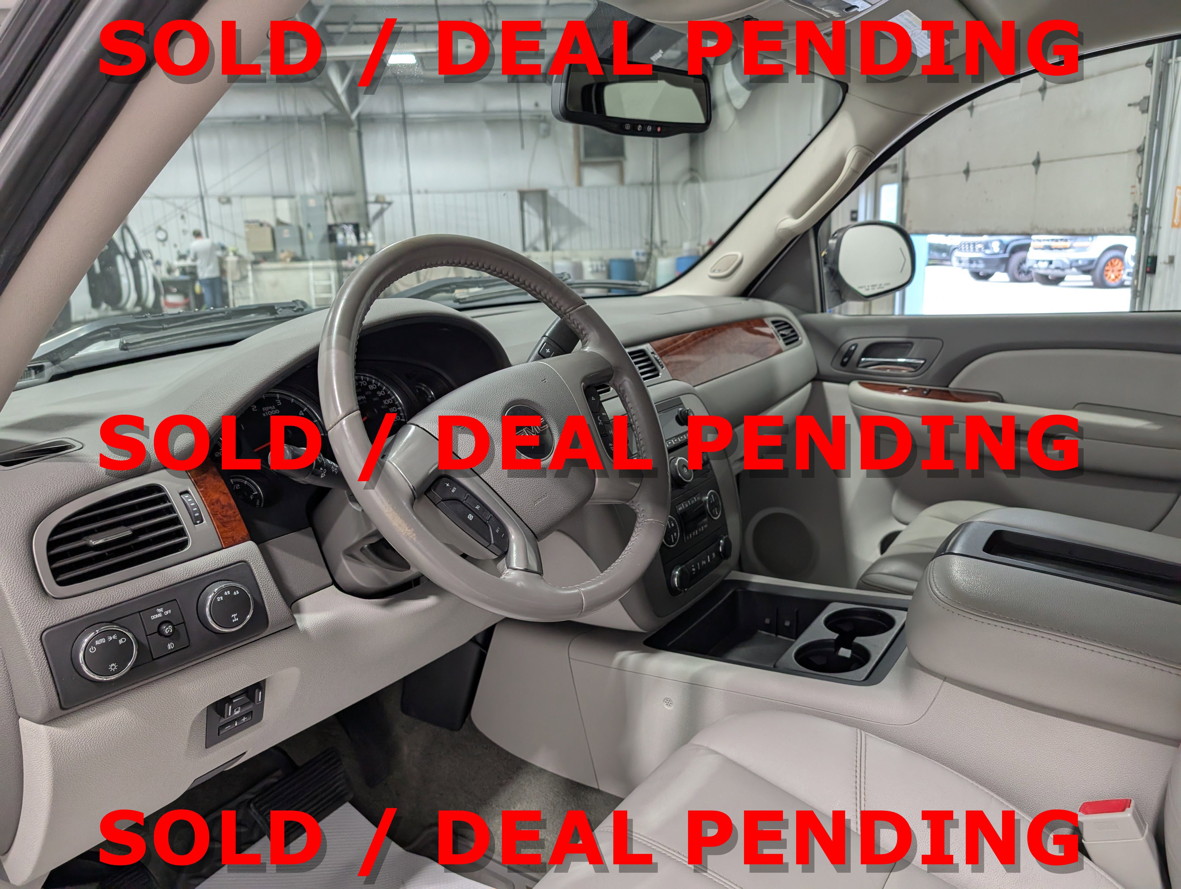 Used 2009 GMC Sierra 2500 SLT w/ SLT Convenience Package image 18