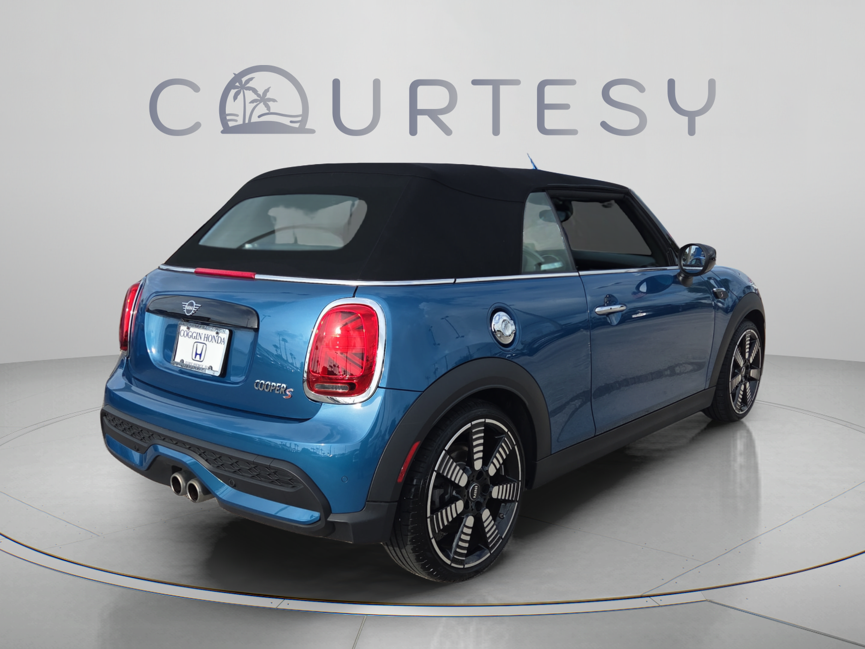 Used 2023 MINI Cooper S FWD image 6