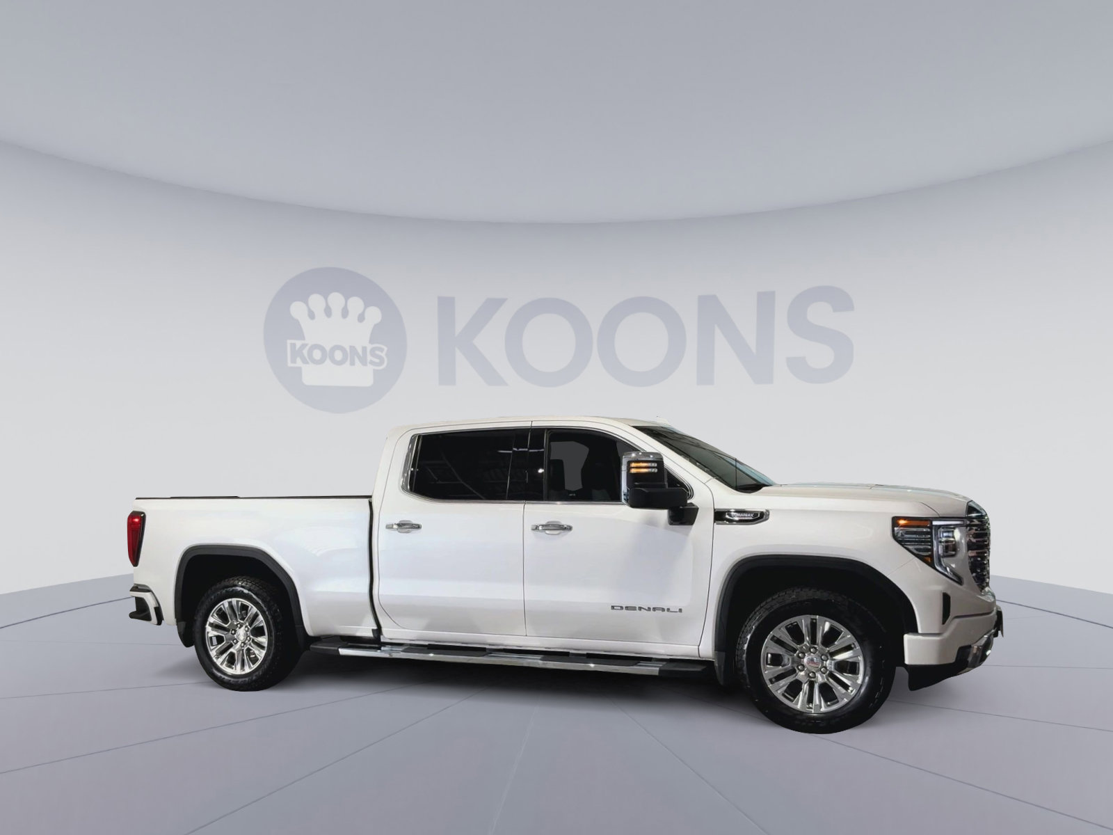 Used 2025 GMC Sierra 1500 Denali w/ Technology Package image 2