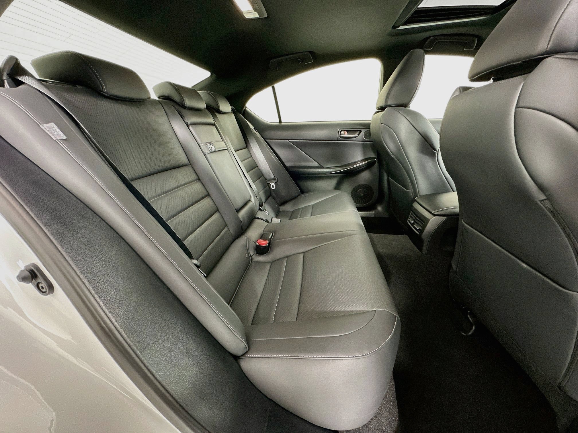 Used 2025 Lexus IS 500 w/ Accessory Package 2 RWD image 25
