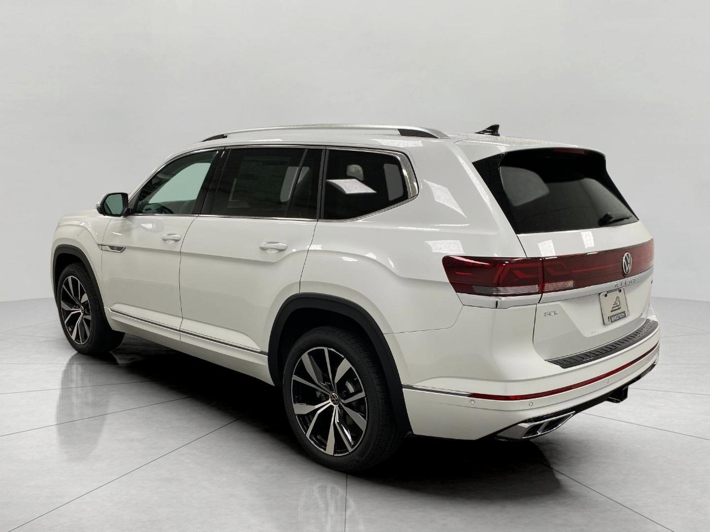 New 2026 Volkswagen Atlas SEL Premium R-Line image 8