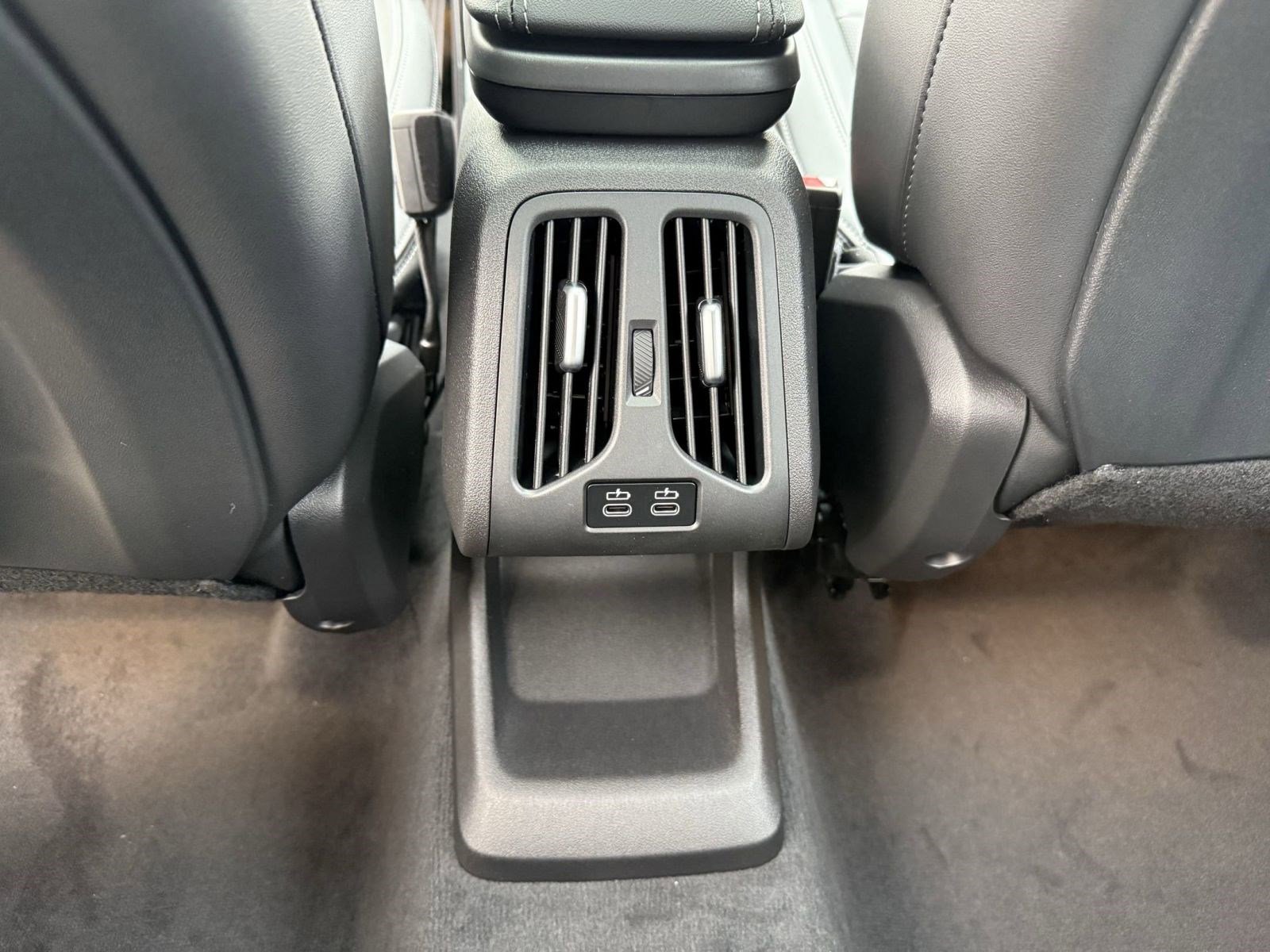 Used 2025 BMW X1 xDrive28i w/ Convenience Package image 23