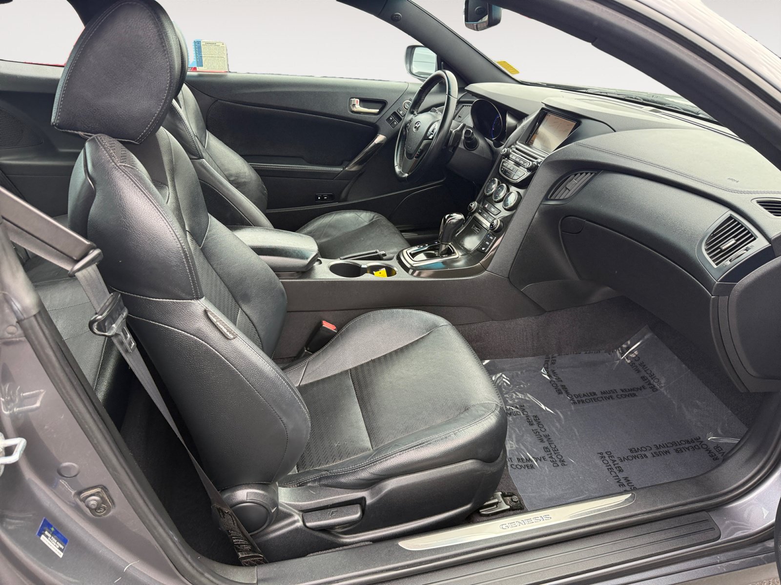 Used 2016 Hyundai Genesis Coupe 3.8 RWD image 19