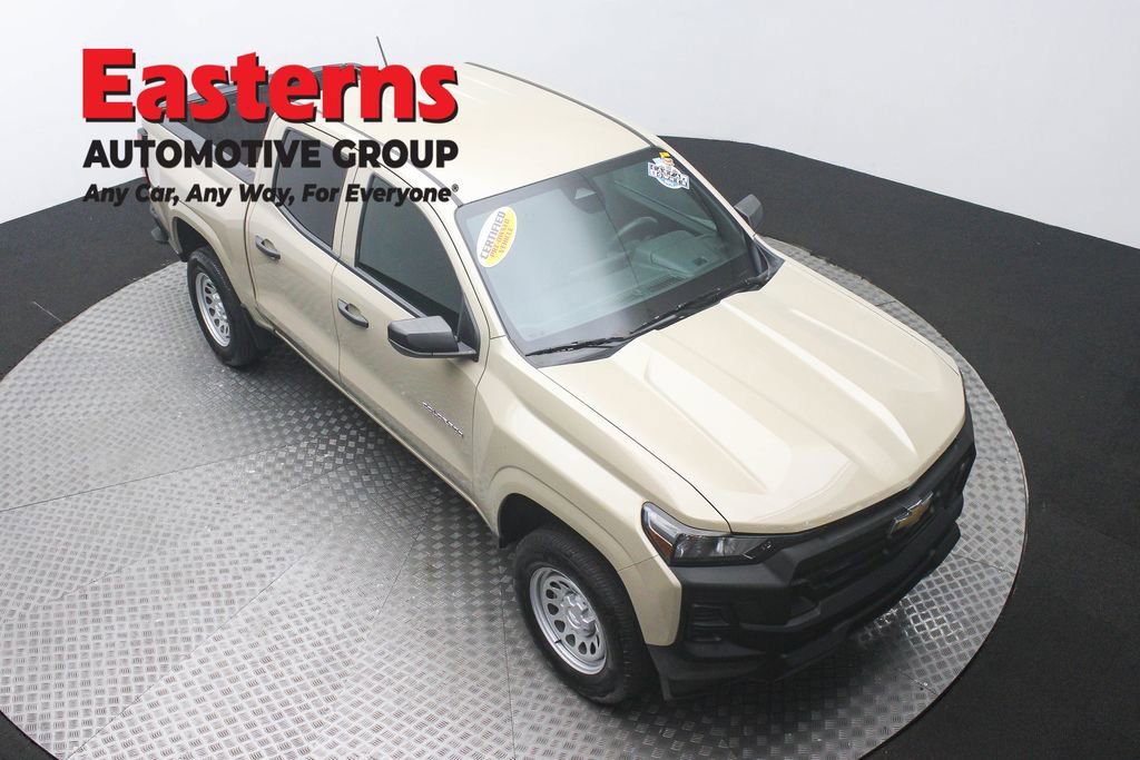 Used 2024 Chevrolet Colorado W/T image 3