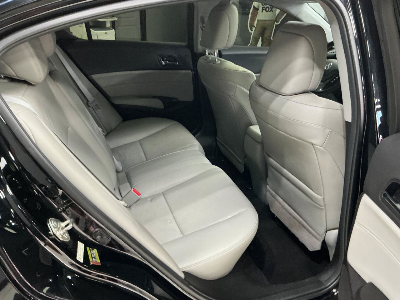 Used 2016 Acura ILX FWD image 25