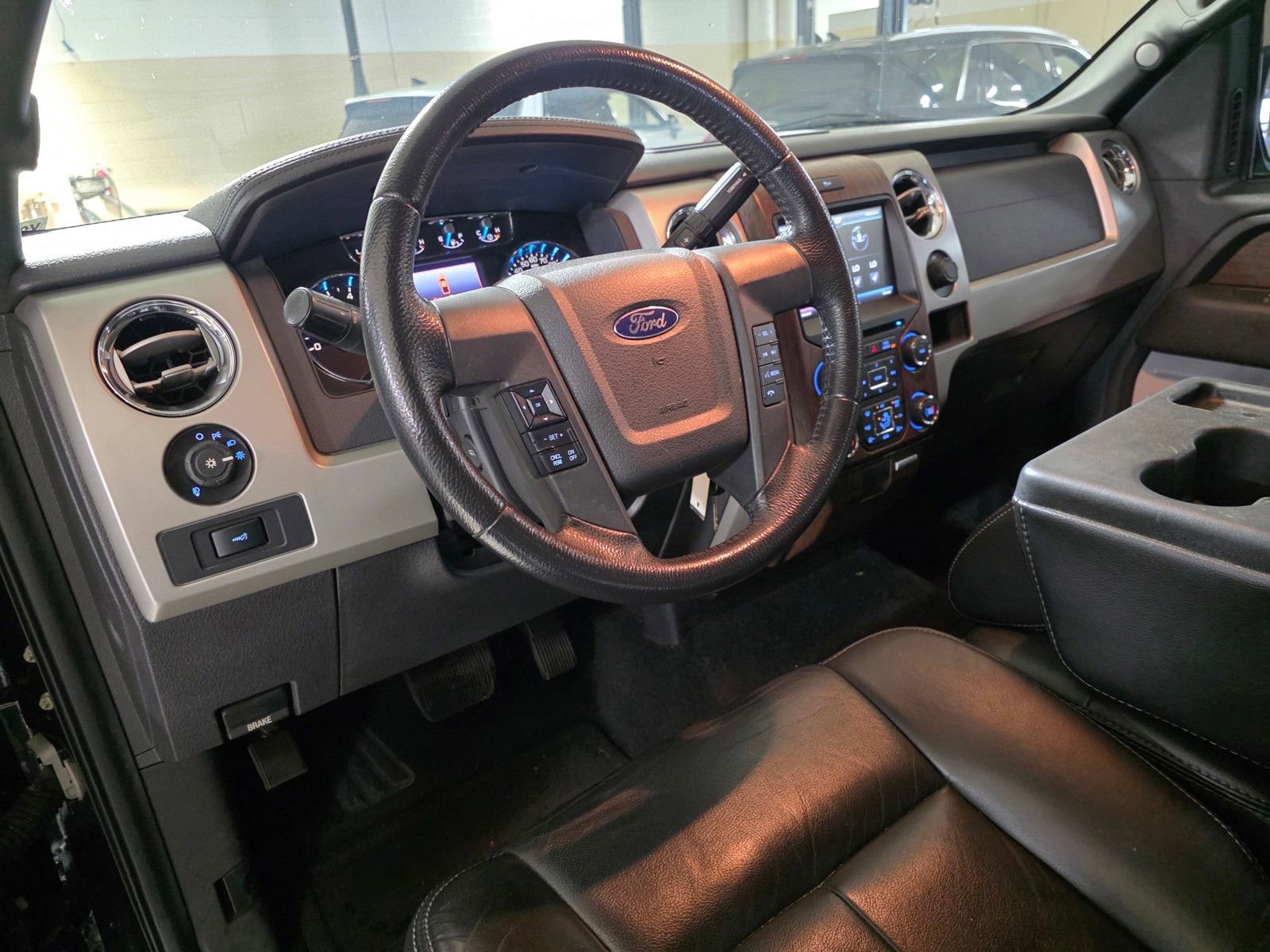 Used 2013 Ford F150 Lariat RWD image 17