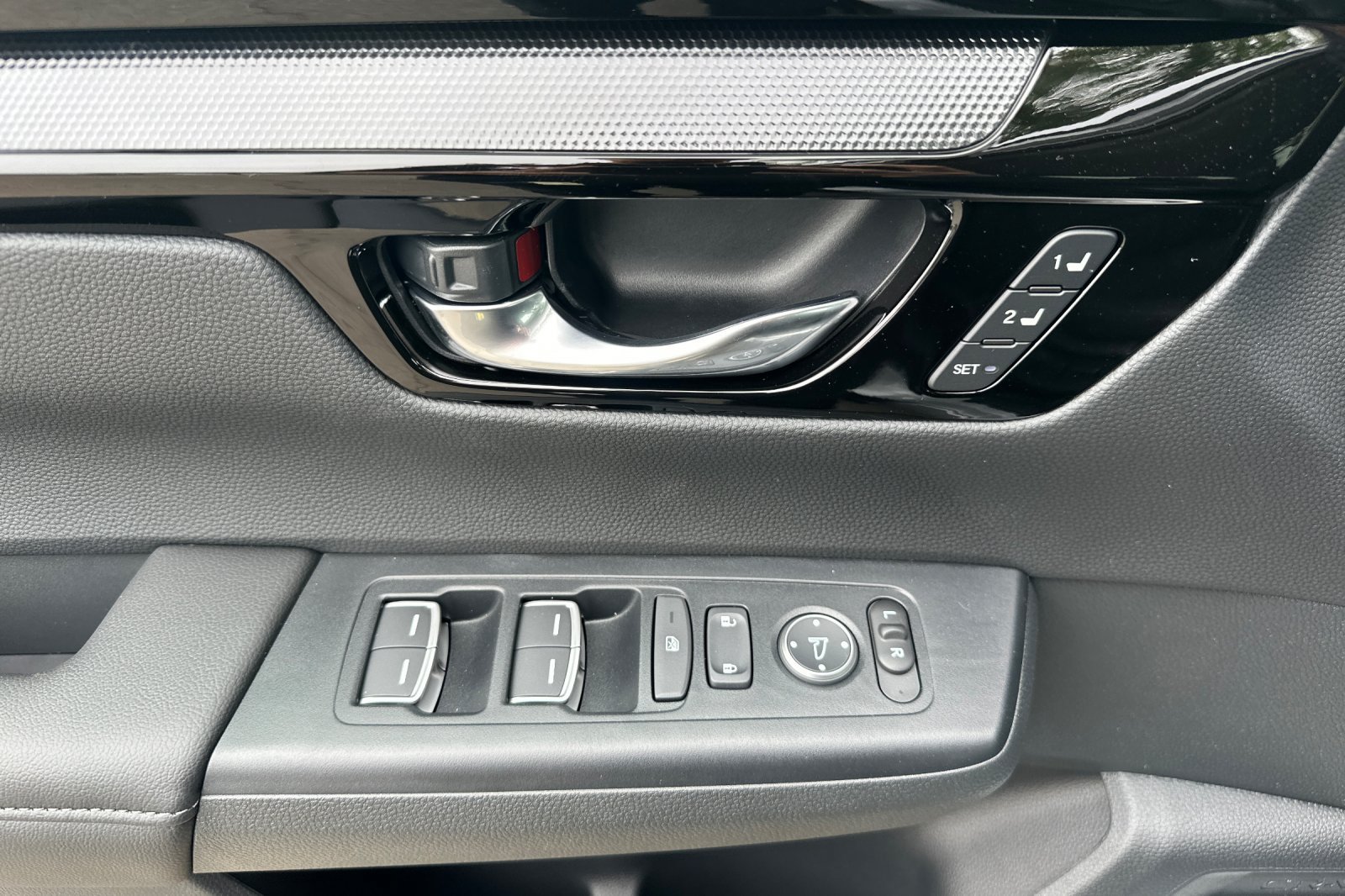 New 2026 Honda CR-V EX-L image 11