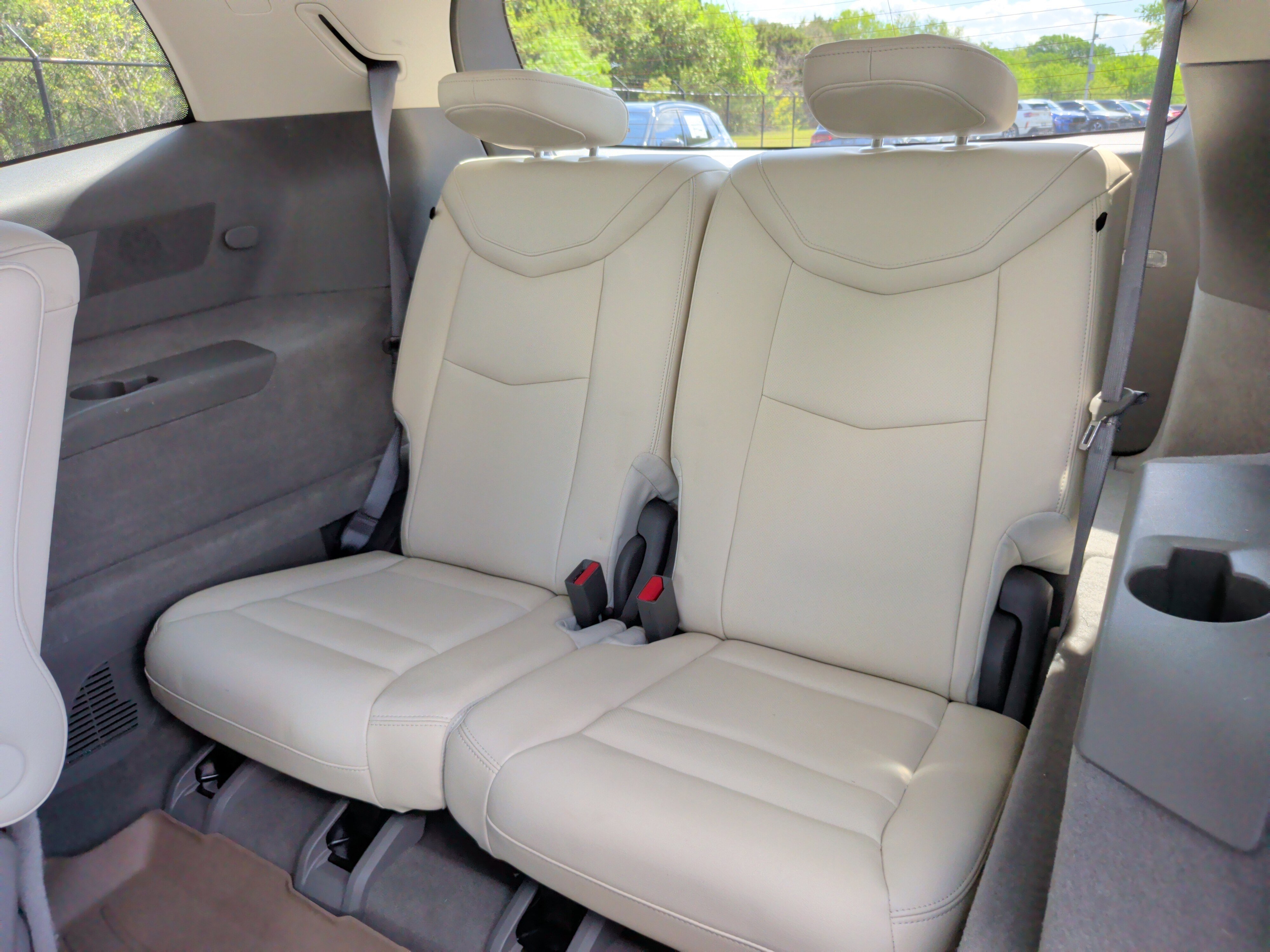 Used 2020 Cadillac XT6 Premium Luxury FWD image 40